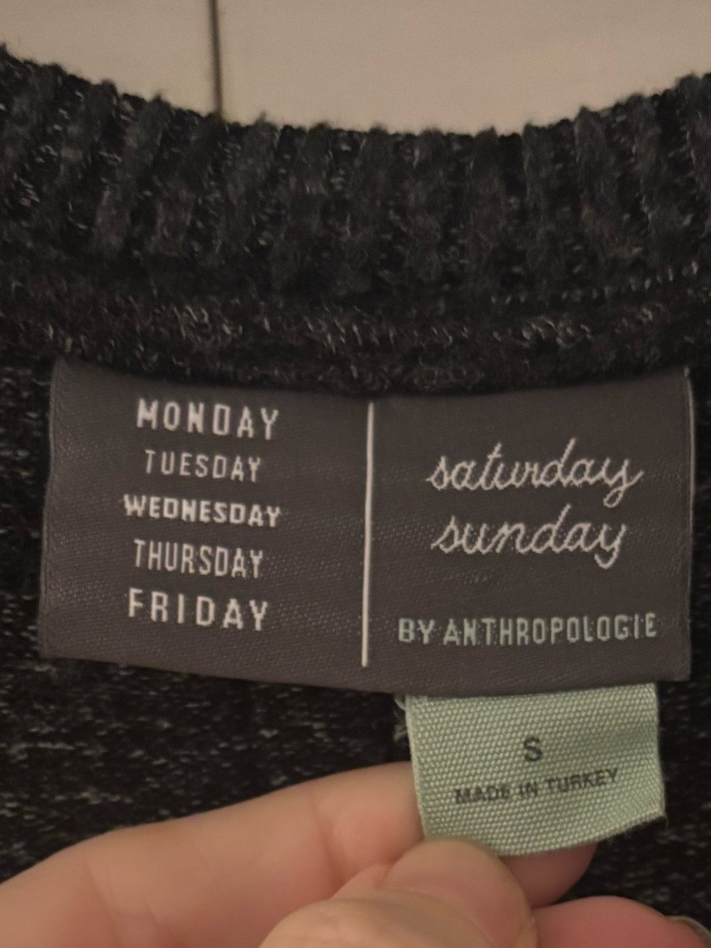 ANTHROPOLOGIE Charcoal Gray V-Neck Dolan Sleeve Sweater - Picture 8 of 12